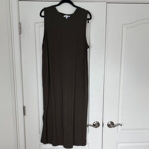 Motherhood Maternity Sleeveless Dark Green Midi Dress